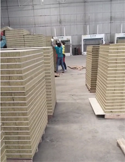 四川保温装饰一体板厂家 四川保温装饰一体板厂家